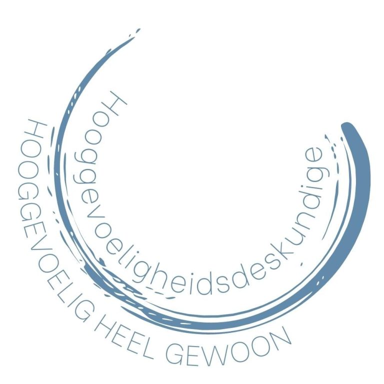 hooggevoeligdheidsdeskundige. Coach en therapeut. Logo met de tekst "Hooggevoeligheidsdeskundige" in een ronde opmaak. Coach en therapeut.